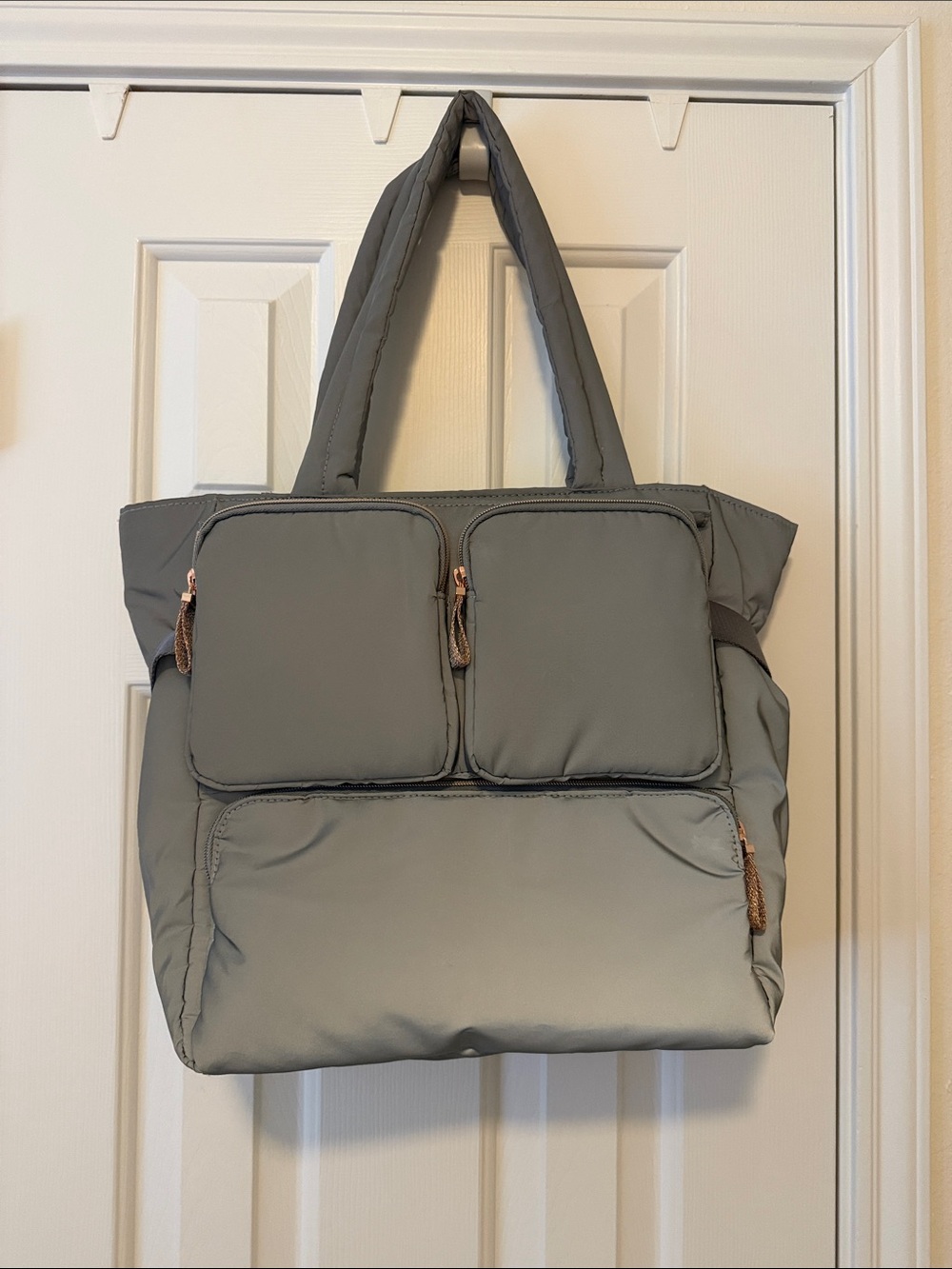Stella & Dot Crush It Quilted Gray Tote with Front Zip Pockets